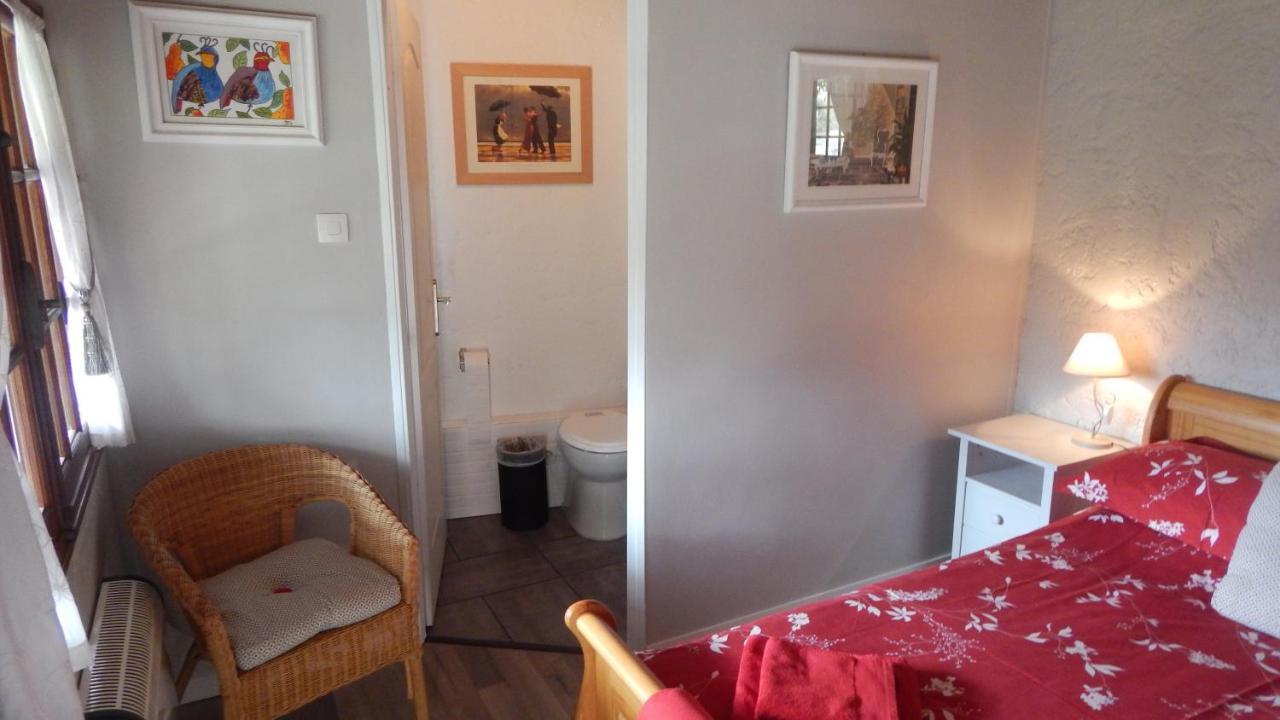 The Petite Chalet Chambre D'Hotes L'Isle-Jourdain  Dış mekan fotoğraf